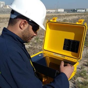 Máy giám sát chất lượng không khí và  phân tích hóa học